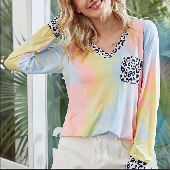 Women’s Tie Dye Lone Sleeve Tee - Picture 5 of 7